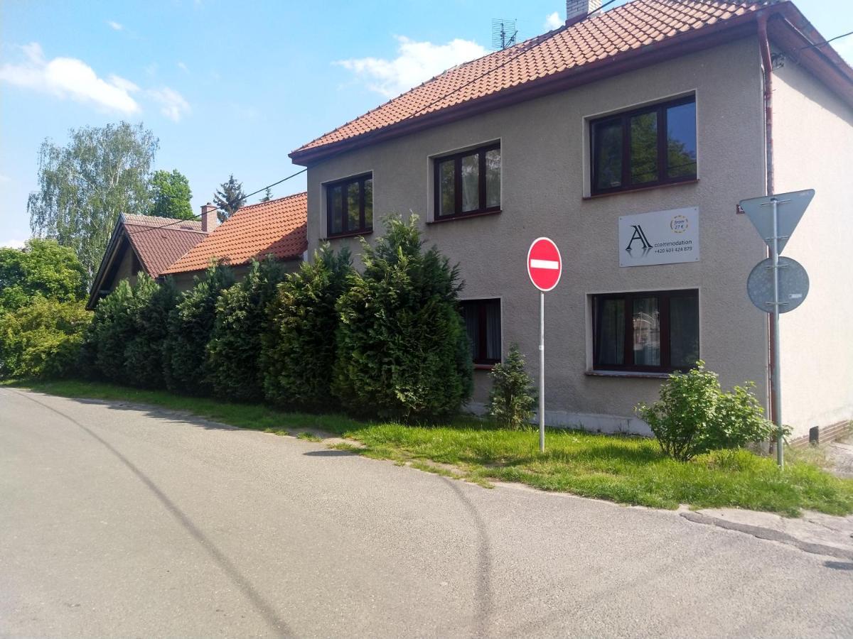 Alisa Apartments Kostomlaty nad Labem Екстериор снимка