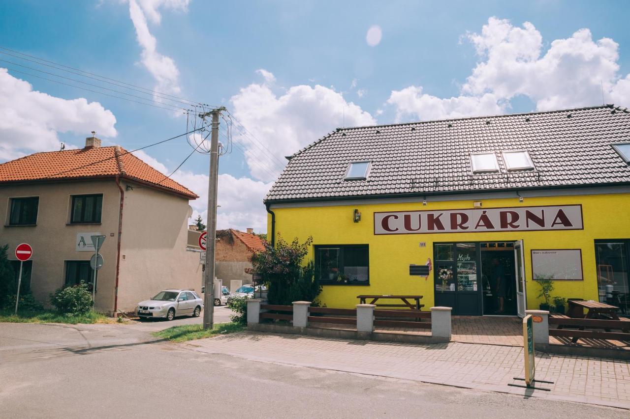 Alisa Apartments Kostomlaty nad Labem Екстериор снимка
