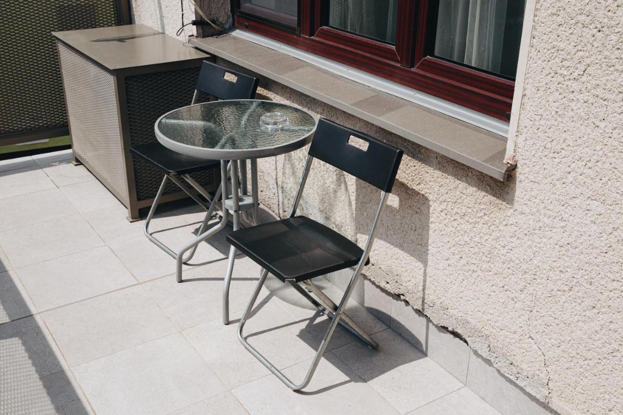Alisa Apartments Kostomlaty nad Labem Екстериор снимка